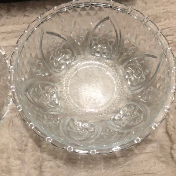 Gardenia 4 piece crystal bowl set, New in box - Picture 6 of 16